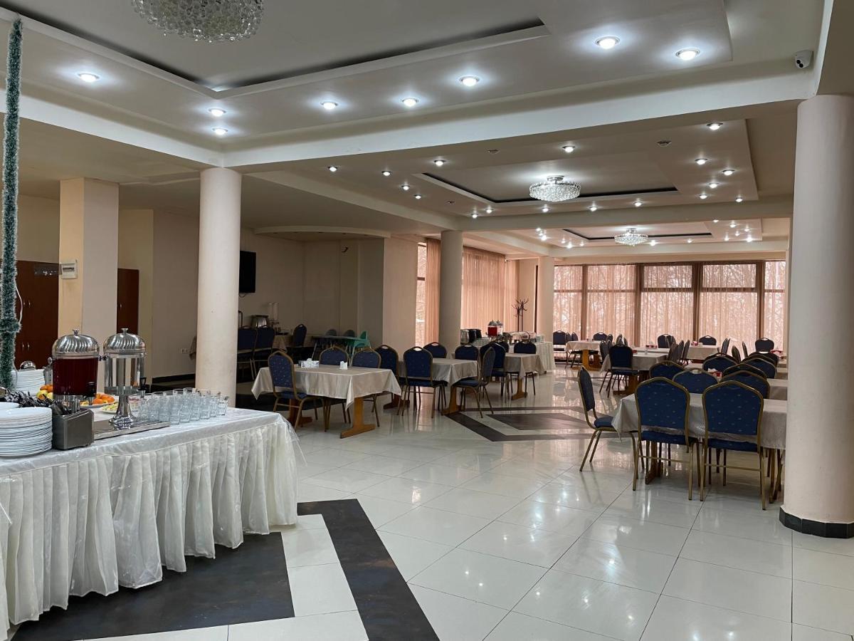 Hôtel Ripa à Tsaghkadzor Extérieur photo