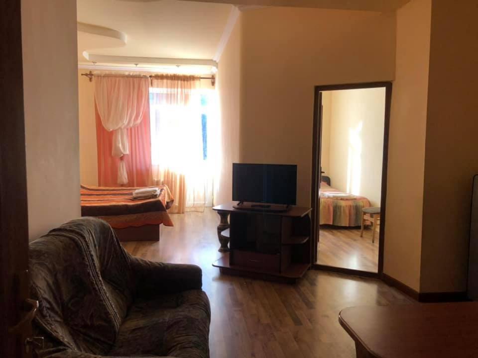 Hôtel Ripa à Tsaghkadzor Extérieur photo