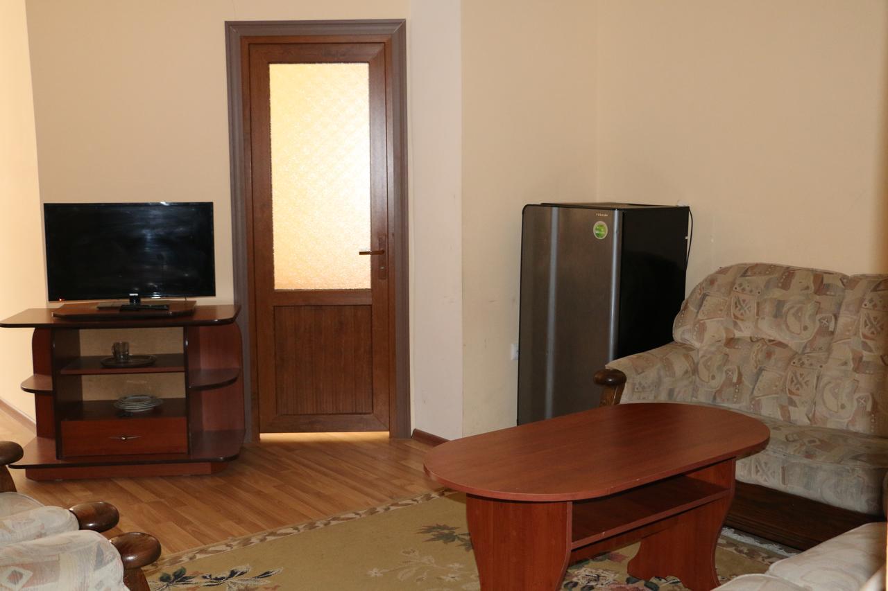 Hôtel Ripa à Tsaghkadzor Extérieur photo